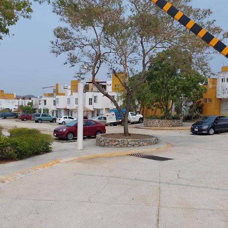 Santa María HuatulcoRelajacion Cercas Del Aeropuerto别墅 外观 照片